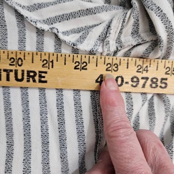 Soft Surroundings Tunic Top Asymmetric Striped Gray White Womens Large Standout - Picture 13 of 16